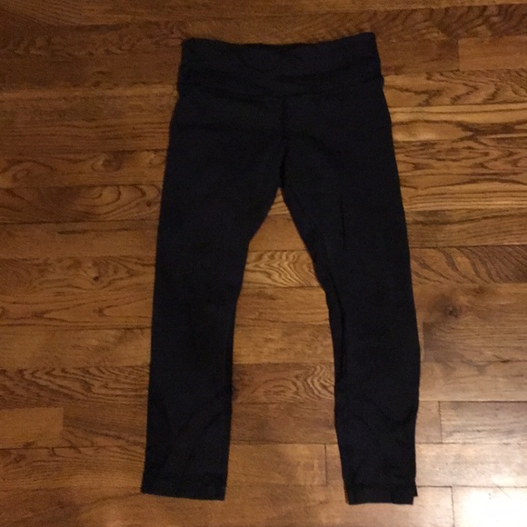 lululemon athletica Pants - Lululemon 3/4 pants